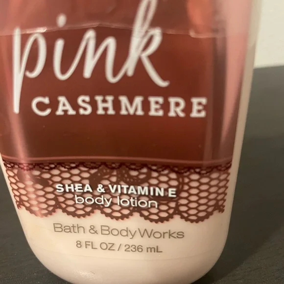 Bath & Body Works Pink Cashmere Lotion - Picture 2 of 3